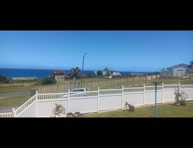 3 BEDROOM HOUSE FOR SALE IN MANABA BEACH
